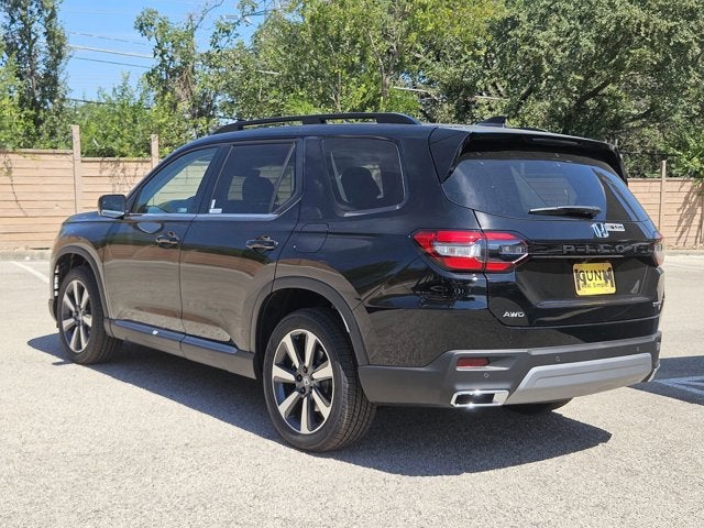 2025 Honda Pilot AWD TRG