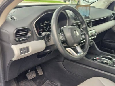 2025 Honda Pilot Base