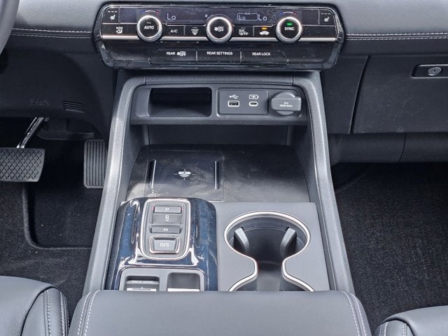 2025 Honda Pilot AWD TRG