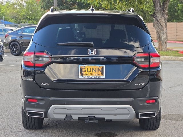 2023 Honda Pilot Elite