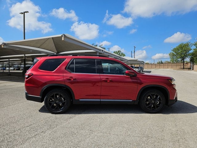 2025 Honda Pilot 2WD Touring w/HPD Wheels