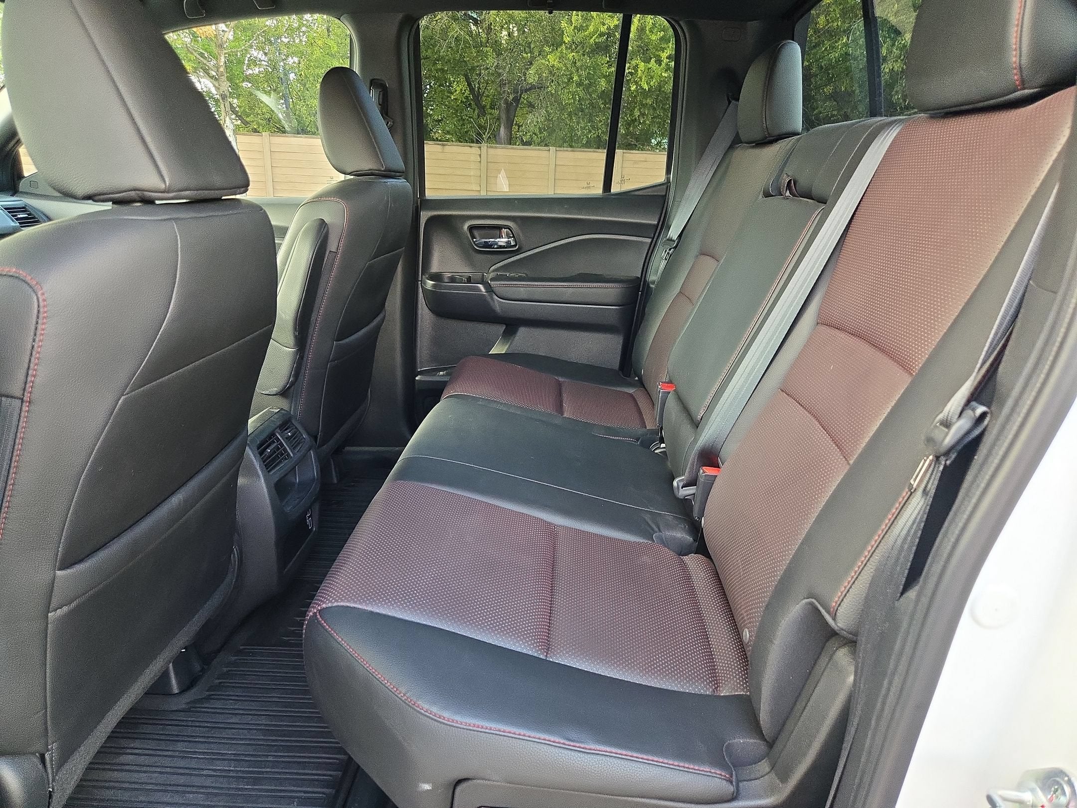 2023 Honda Ridgeline Black Edition - Photo 14