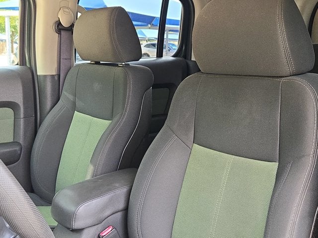 2006 HUMMER H3 Base
