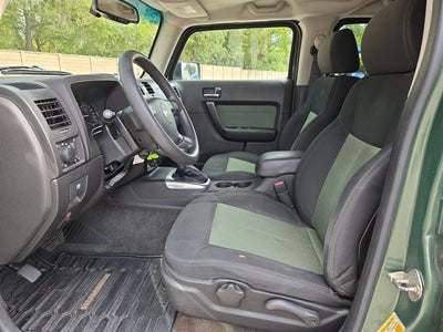 2006 HUMMER H3 Base
