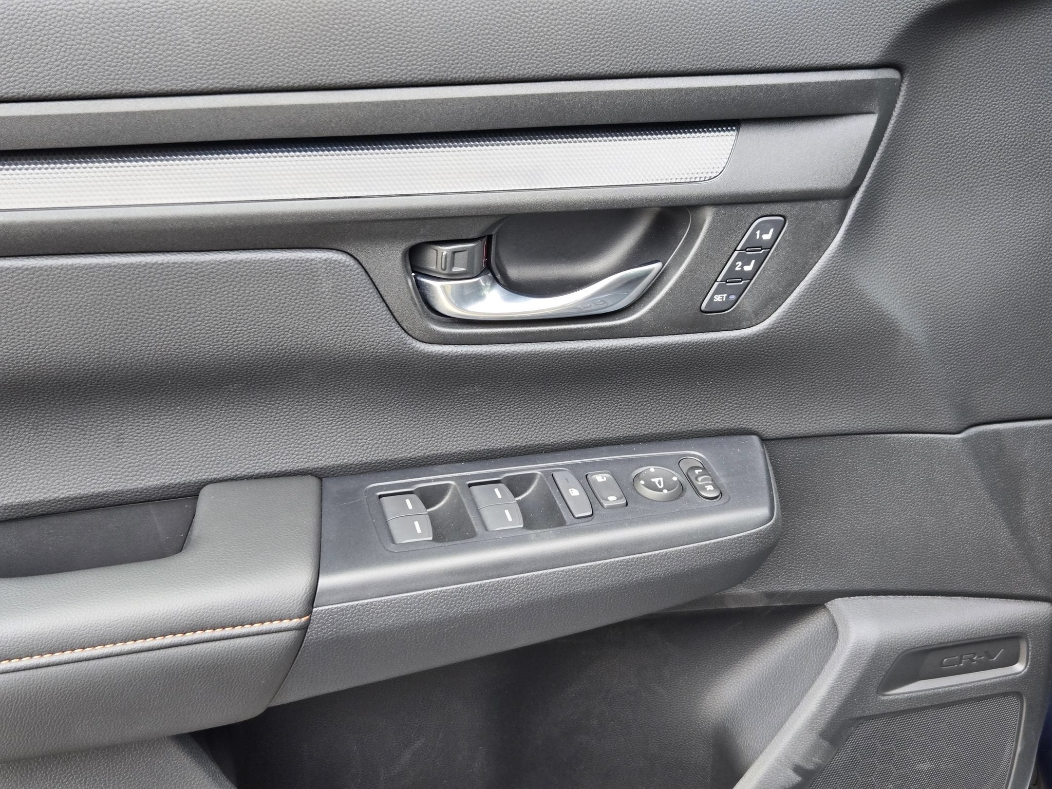 2025 Honda CR-V Sport-L - Photo 11