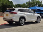 2020 Toyota Highlander Base