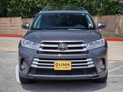 2018 Toyota Highlander Base
