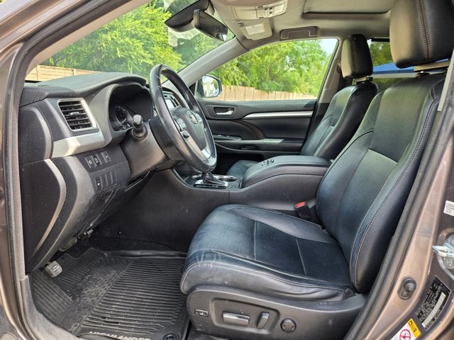 2018 Toyota Highlander Base