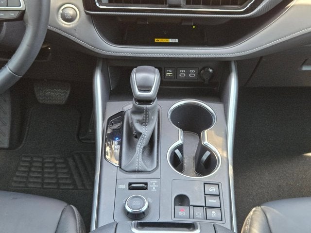 2025 Toyota Highlander XSE