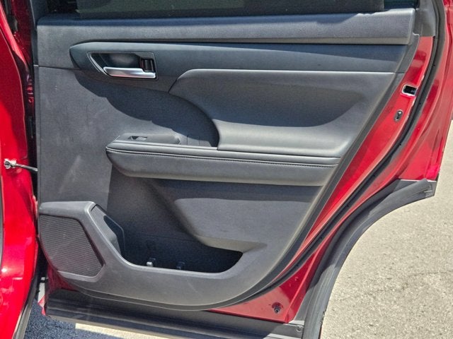 2025 Toyota Highlander XSE