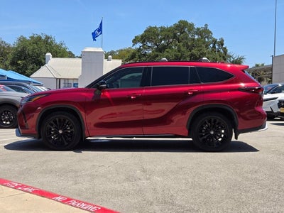 2025 Toyota Highlander XSE
