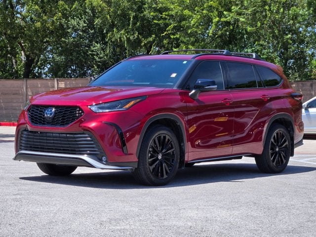 2025 Toyota Highlander XSE