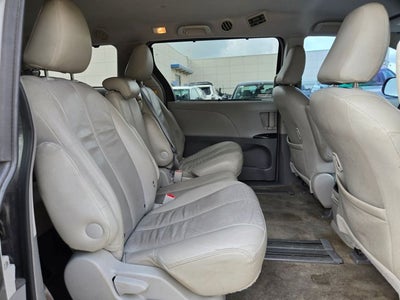 2013 Toyota Sienna LE