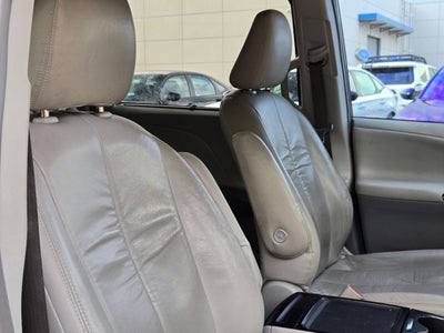 2013 Toyota Sienna LE