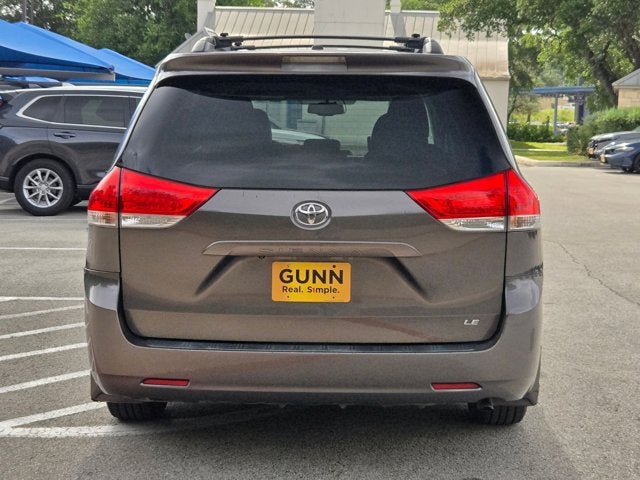 2013 Toyota Sienna LE