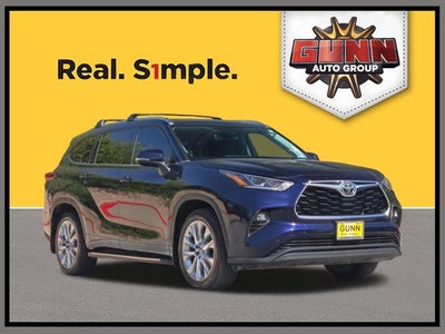 2021 Toyota Highlander Base