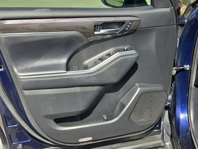 2021 Toyota Highlander Base