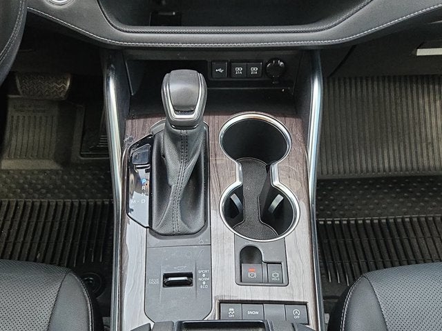 2021 Toyota Highlander Base
