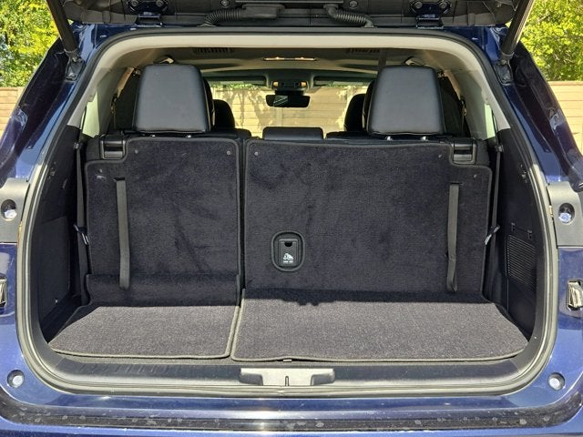 2021 Toyota Highlander Base