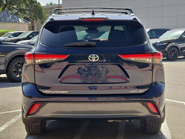 2021 Toyota Highlander Base