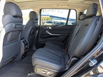 2022 BMW X7 xDrive40i