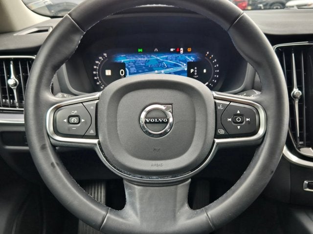 2024 Volvo S60 Core Dark Theme