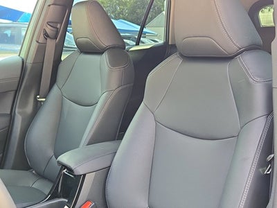 2025 Toyota Corolla Cross XLE
