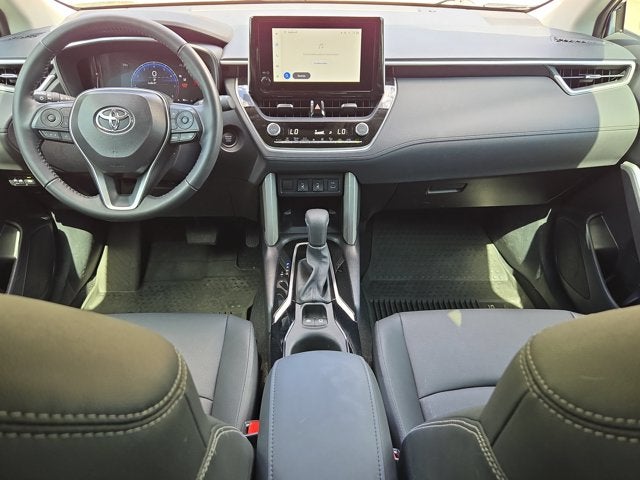 2025 Toyota Corolla Cross XLE
