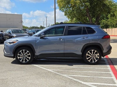 2025 Toyota Corolla Cross XLE