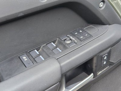 2025 Land Rover Defender S