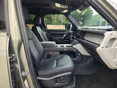 2025 Land Rover Defender S