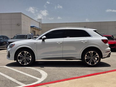 2021 Audi Q3 S line Premium