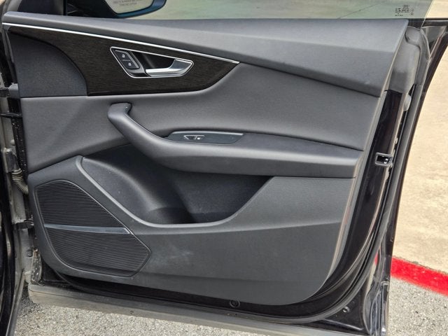 2021 Audi Q8 Premium Plus