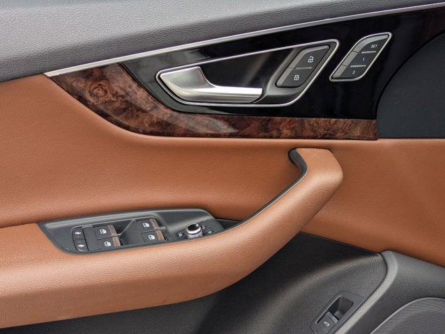 2019 Audi Q7 Prestige