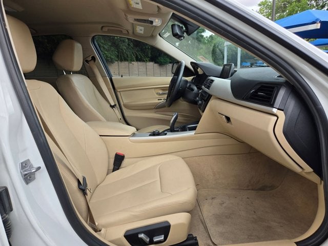2016 BMW 3 Series 320i