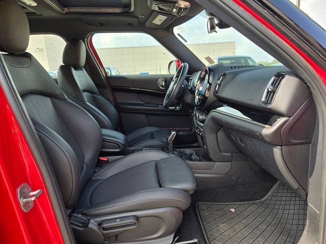 2023 MINI Countryman Base
