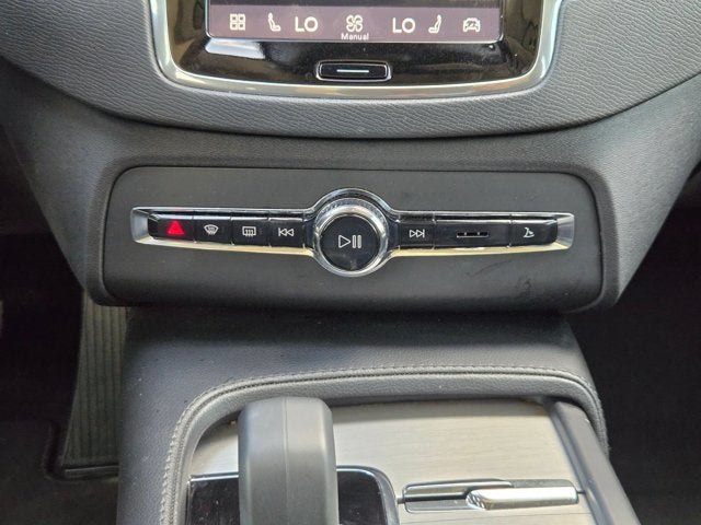 2023 Volvo XC90 Core
