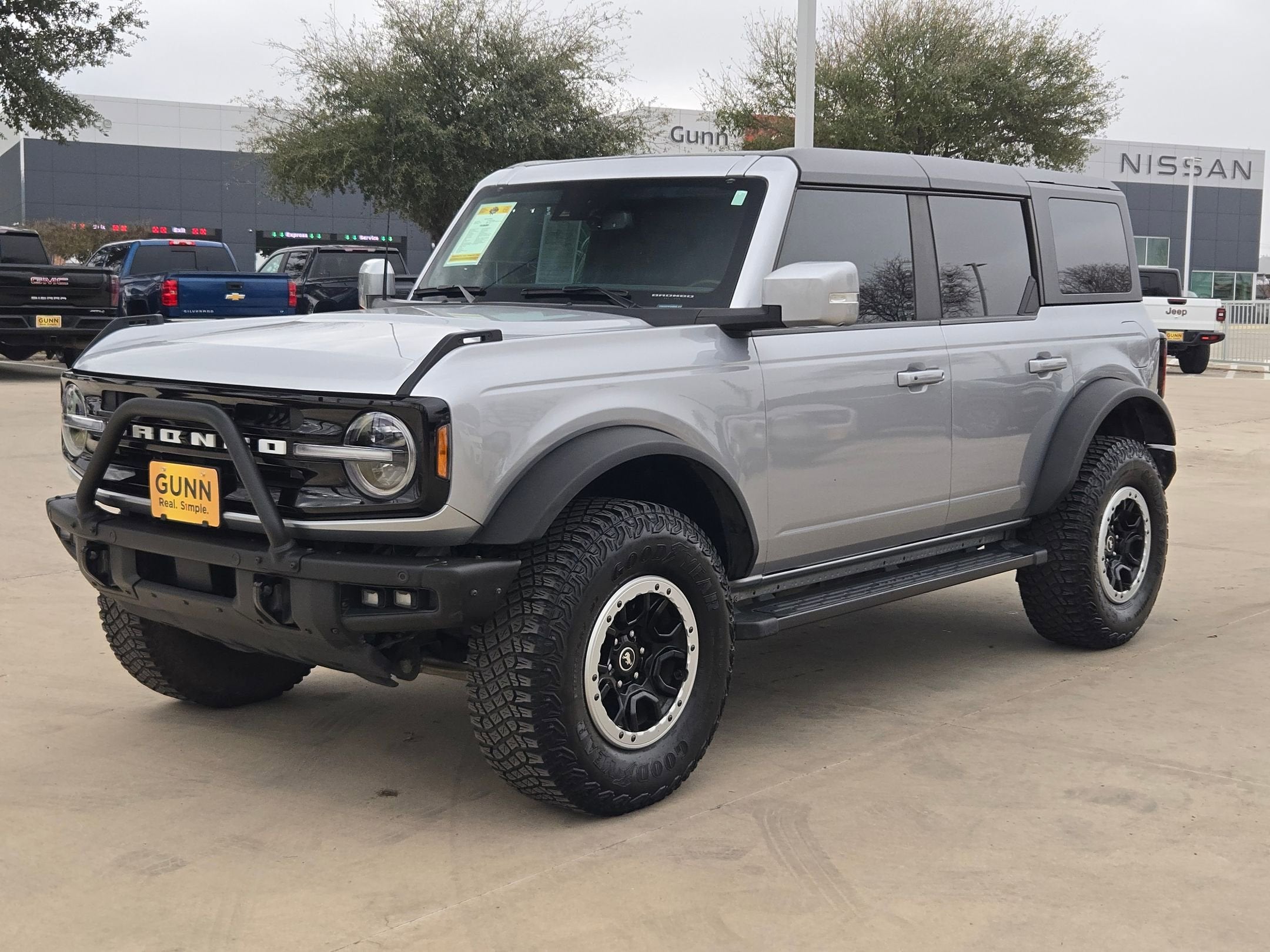 2023 Ford Bronco Base