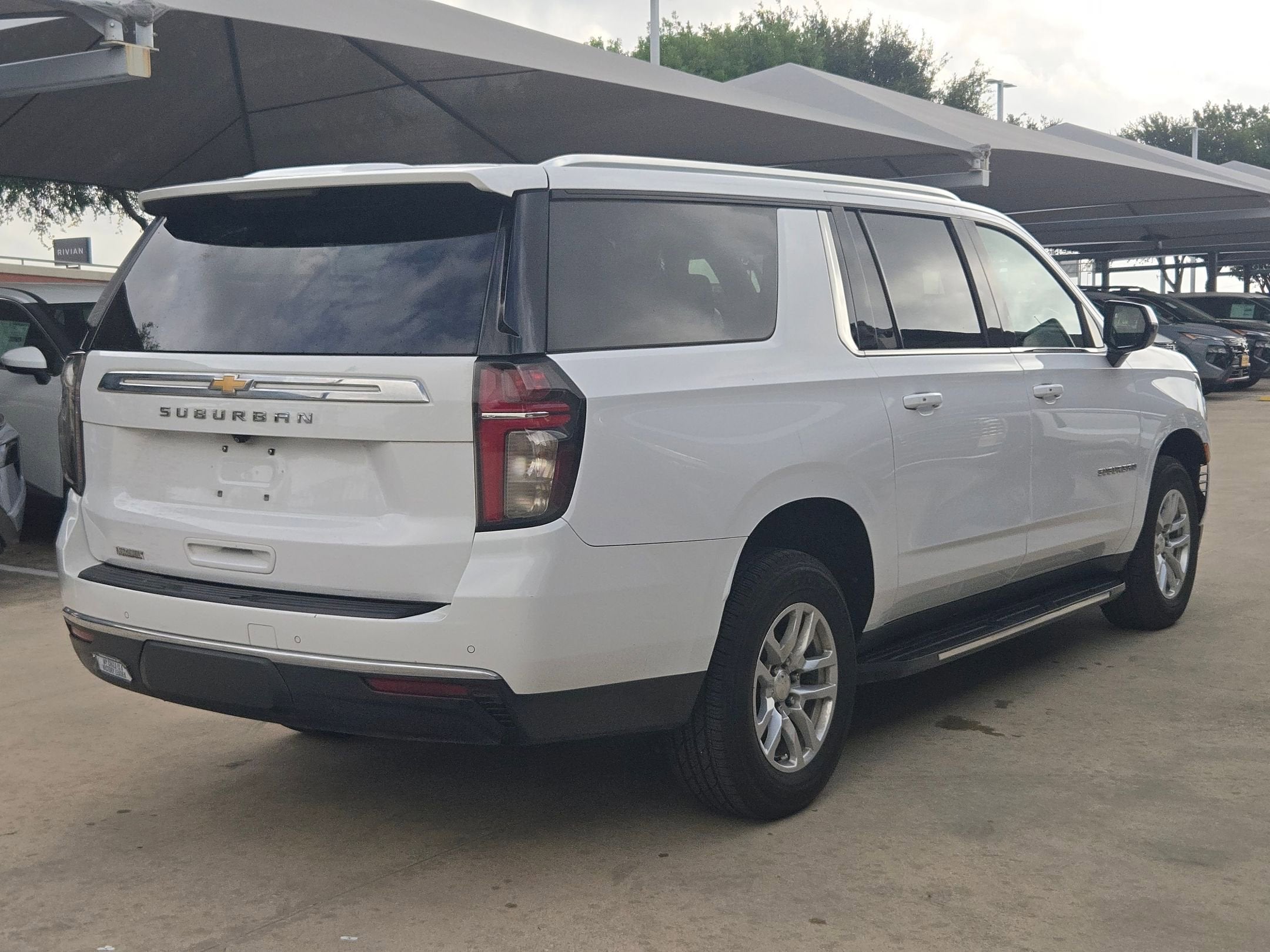 2021 Chevrolet Suburban LS