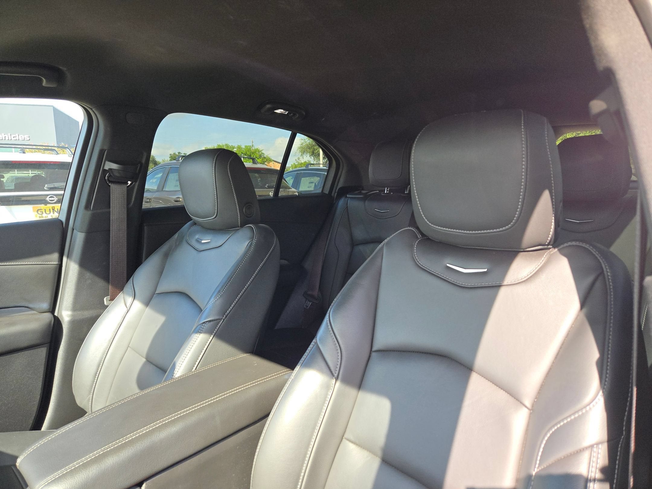 2025 Cadillac XT4 FWD Premium Luxury