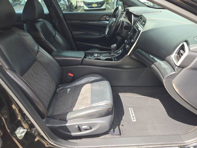 2021 Nissan Maxima SR