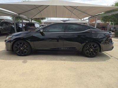 2021 Nissan Maxima SR