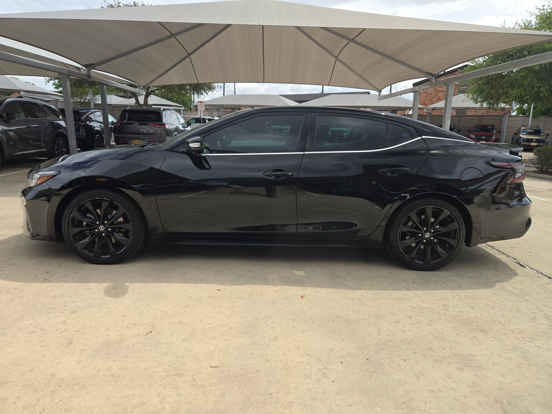 2021 Nissan Maxima SR