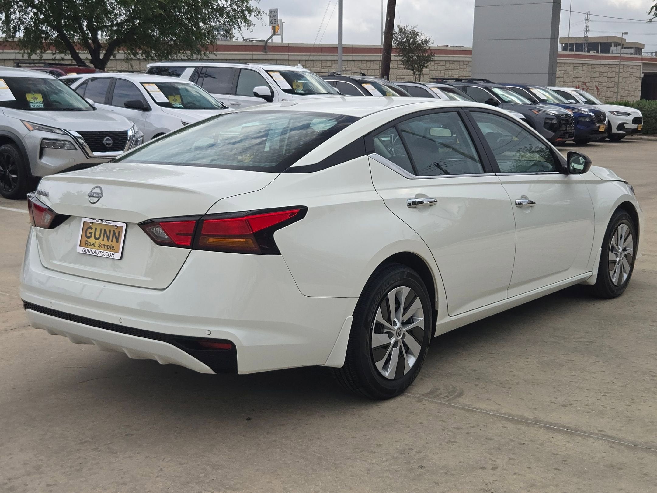 2025 Nissan Altima S