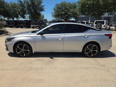 2023 Nissan Altima 2.5 SR