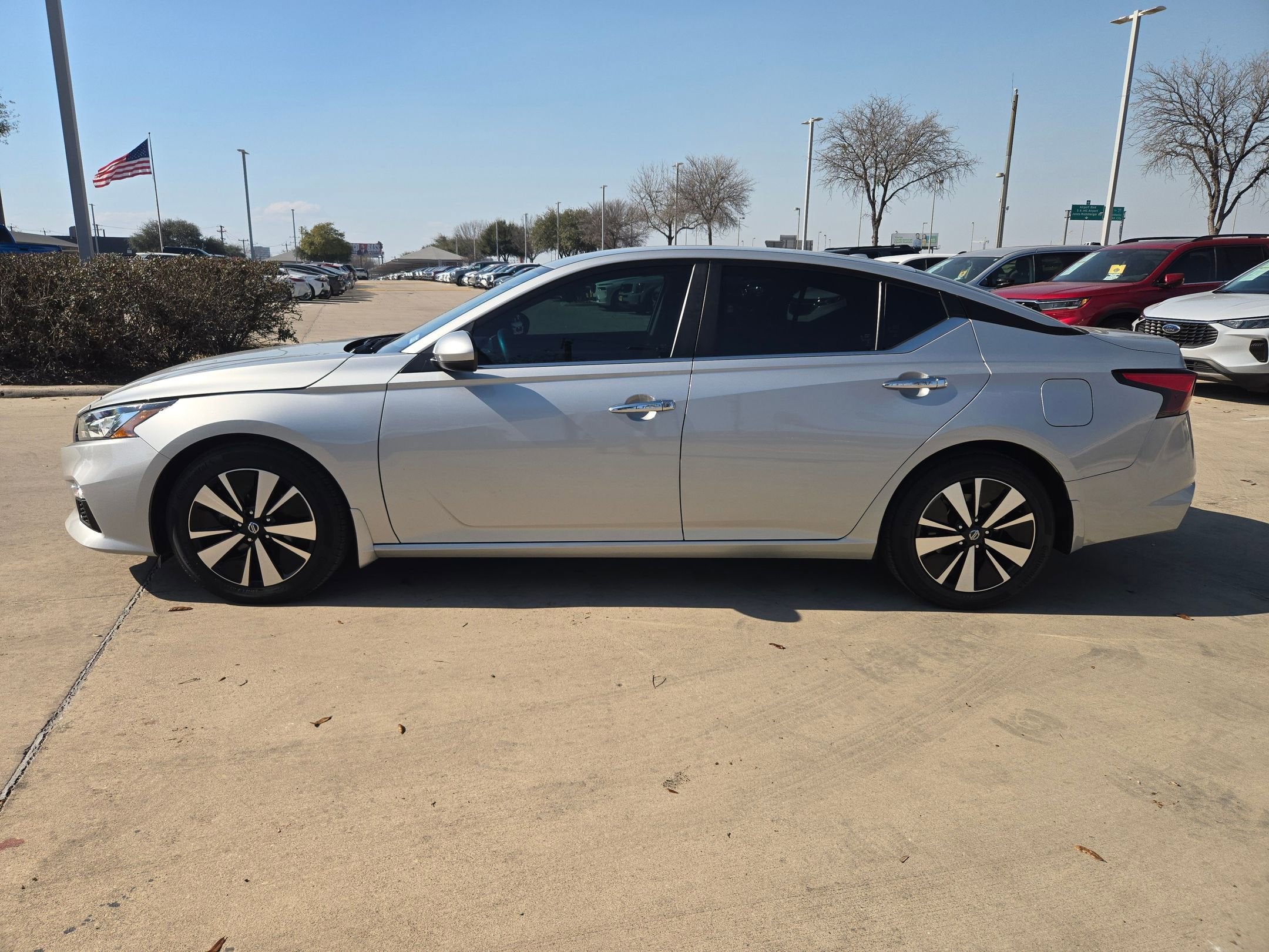 2022 Nissan Altima 2.5 SV