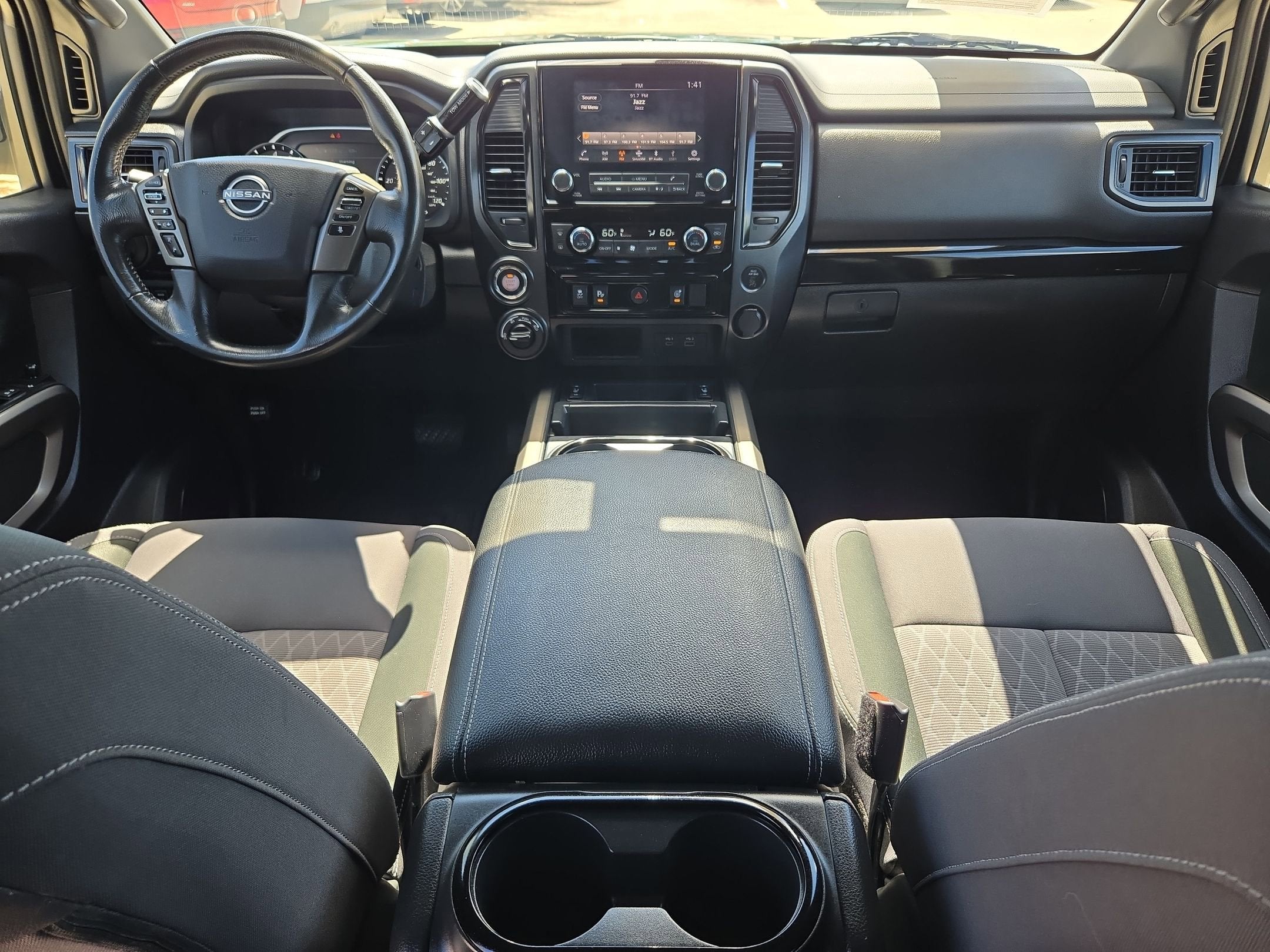 2024 Nissan Titan SV