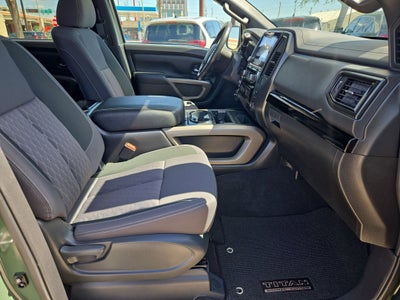 2024 Nissan Titan SV