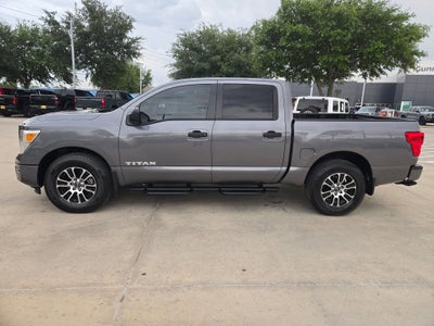2024 Nissan Titan SV