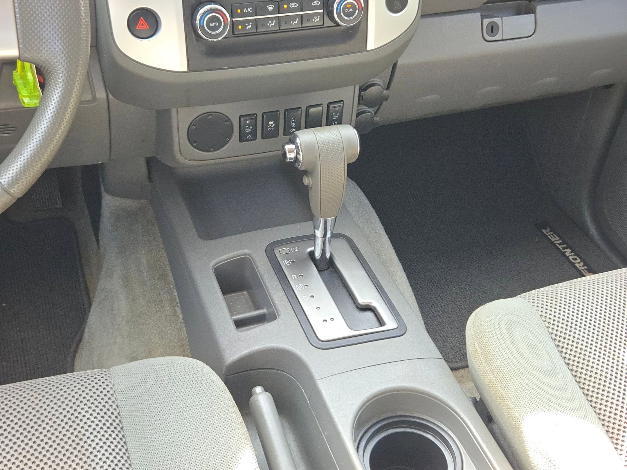 2014 Nissan Frontier SV